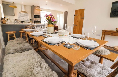 Nercwys Casa | ISFRYN, family friendly, character holiday cottage in Nercwys