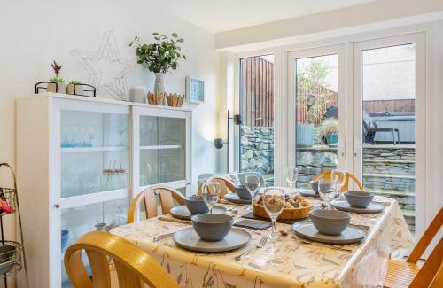 Llanbedr Casa | Isfryn