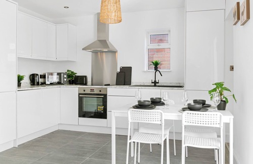 Alfreton Casa | Isimi Luxurious House 4-bed in Alfreton Derby