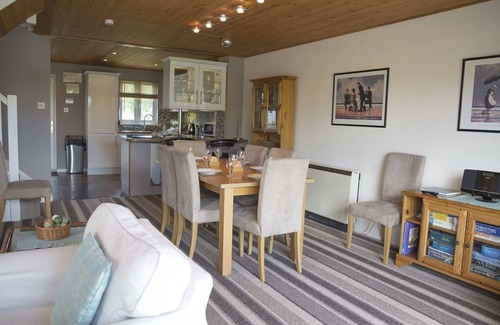 South Cerney Casa | Isis Lake 07, Carpe Diem