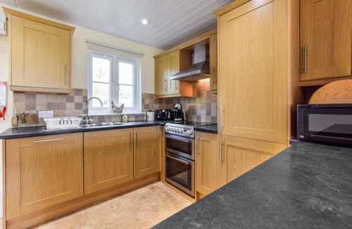 South Cerney Casa | Isis Lake 43, Turtle Lodge (P)