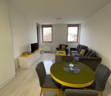 Zvezdara Apartamento | Iskra