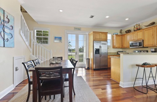 Islamorada Casa | Casa en Islamorada en Anglers Reef con vista al mar, muelle, piscina comunitaria y playa privada