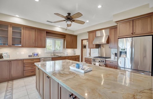 Venetian Shores Casa | Islamorada's Premier Waterfront Neighborhood- Venetian Shores!