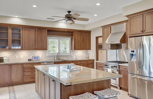 Venetian Shores Casa | Islamorada's Premier Waterfront Neighborhood- Venetian Shores!