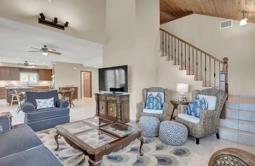 Venetian Shores Casa | Islamorada's Premier Waterfront Neighborhood- Venetian Shores!