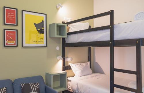 Ponta Delgada Hostal | Island Bliss