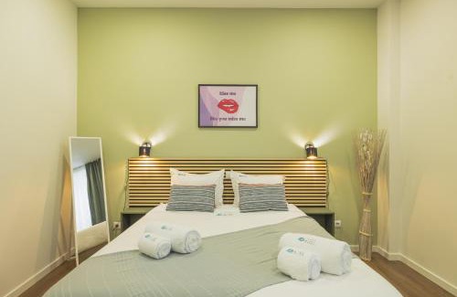 Ponta Delgada Hostal | Island Bliss