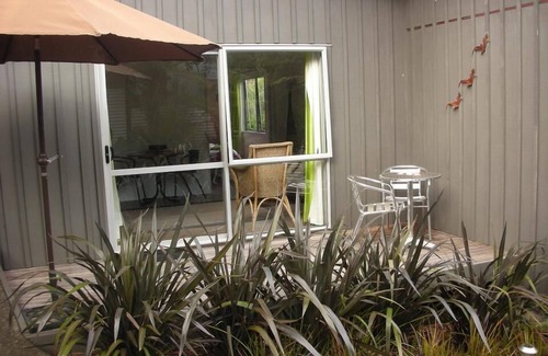 Waiheke Island Apartamento | Apartamento Island Breeze en la hermosa Sandy Bay