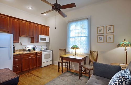 Historic Seaport Hotel | Island City House Hotel