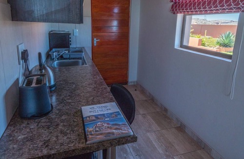 Luderitz Casa | Island Cottage Guesthouse