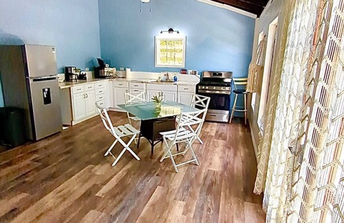Estate Western Water Island Casa | 5 minute walk to the beach m 2 BR cottage with old school island pool.