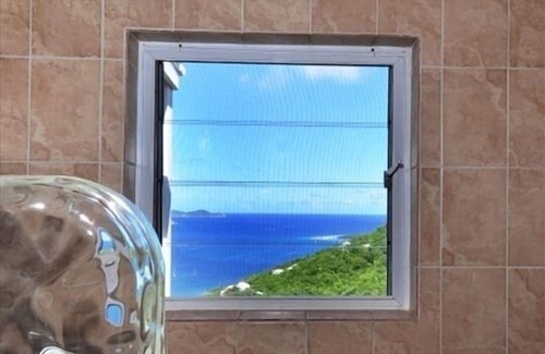 Lower Carolina Villa | S t. John USVI, 1 habitación, 2 baños, disfrute del lujo con vista al mar