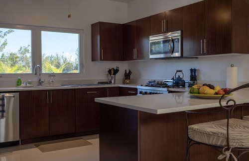 Long Bay Villa | 30% de descuento en la oferta de invierno - Villa de lujo de 3 dormitorios, Long Bay Beach, piscina privada