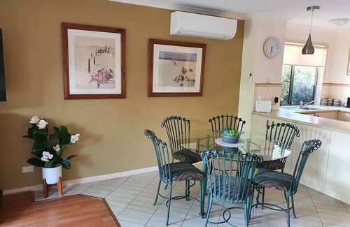 Cowes Casa | Island Escape: estaciona el auto y camina hacia todo