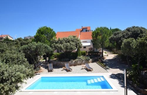 Mandre Casa | Island Escape with Pool