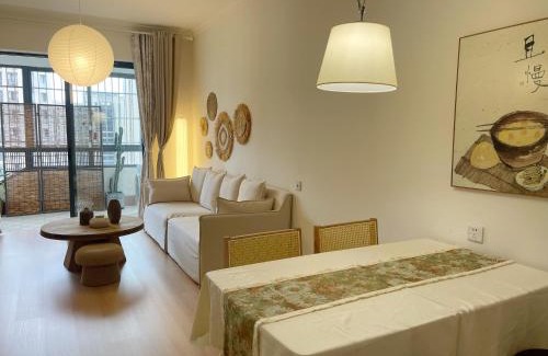 Long Hua Apartamento | Island Flower Coconut 花椰椰民宿