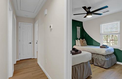 Savannah Casa | Island Getaway 10 mins to Downtown Savannah and Tybee
