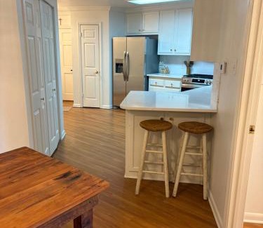Jarreau Casa | Island getaway 11 beds 4 bedrooms