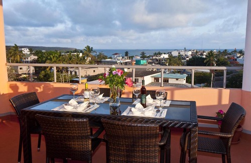 Puerto Ayora Apartamento | Island Getaway Two Br Perfecto para las vacaciones familiares aventureras