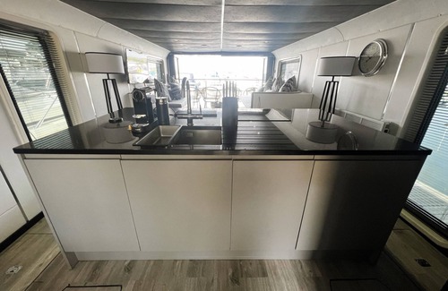 Whippingham Alquiler De Eote | Island Harbour Houseboat