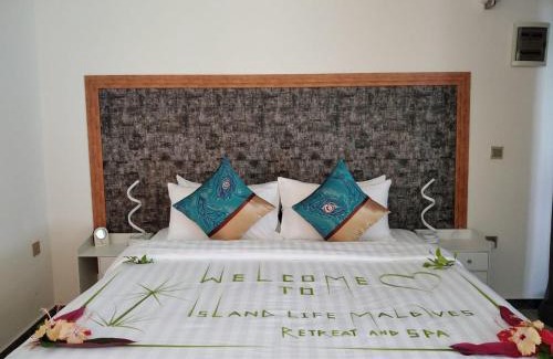 Magoodhoo Casa | Island Life Maldives Retreat & Spa