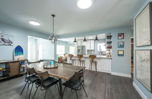 Midtown Casa | Island living 3-bed oasis w large pool, lush deck, cabana, outdoor shower