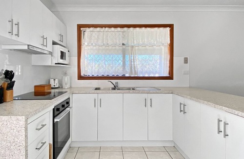 Arcadia Casa | Island Magic Townhouse 1 - Stylish, affordable and well-equipped, in prime Alma Bay location