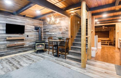 Island Park Casa | Island Park Cabin Getaway Less Than 24 Mi to Yellowstone!