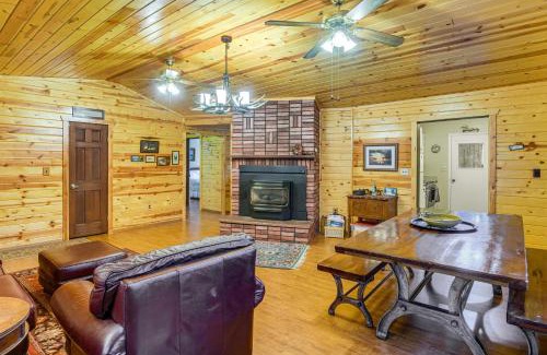 Island Park Casa | Island Park Fishing Cabin - Walk to Henrys Fork!