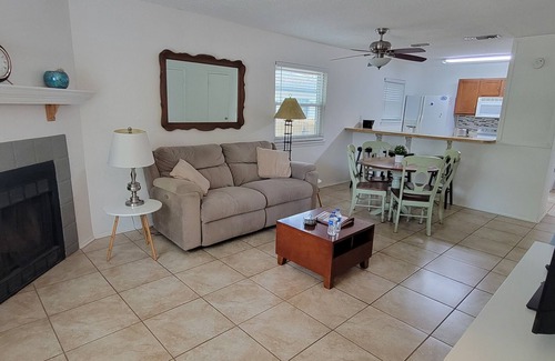 Neptune Beach Casa | Retiro en la isla SÓLO MENSUAL ~ 28 NOCHE MÍNIMO