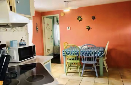 Flamingo Bay Casa | ISLAND TIME! DOCK! POOL! KAYAKS! BOAT To BEACH! PETS ALLOWED!