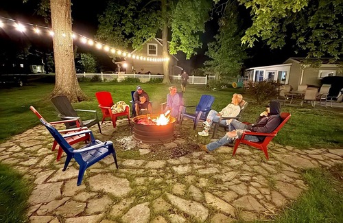 Lakeview Cabina | Island Time on Seminole, firepit, golf cart, Boat for rent