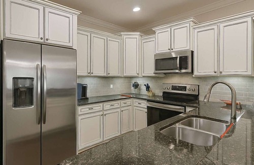 Epworth Acres Casa | Island Townhouse Summ