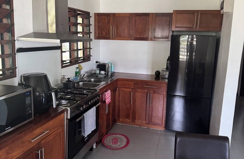Port Vila Casa | Island Unit in Pango - Surfhouse