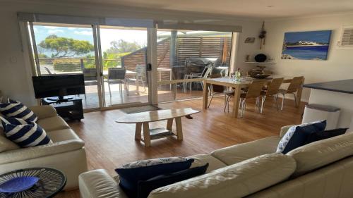 Lake Wangary Casa | Island View 2