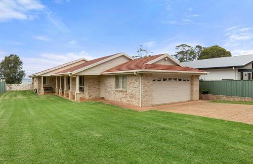 St. Georges Basin Casa | Island View by Experience Jervis Bay