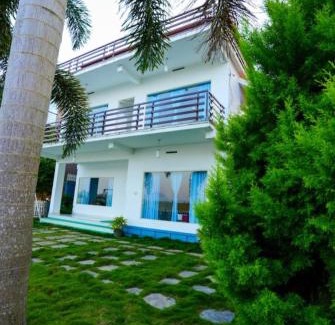 Vayittiri Casa | Island View Resort- Lake view Private villa - Premium Villa Resort in Wayanad