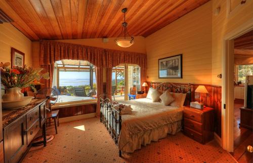 Smithton Casa | Island View Spa Cottage