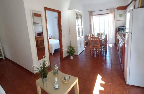 Alojera Apartamento | Finca con frutales, Apto. Isabel cerca de la playa, vistas únicas