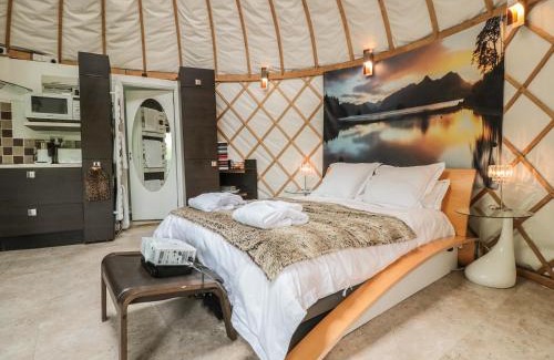 Beckford Casa | Island Yurt