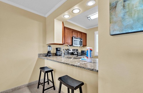North West Florida Condominio | Islander 318-Private Beach Access-Fab Amenities