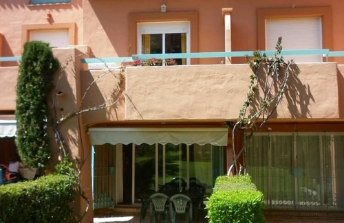 Islantilla Casa | Islantilla: Chalet adosado en campo de golf de Islantilla - hoyo núm. 2