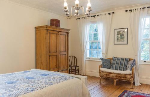Woodend Casa | Islay House - Blue Room
