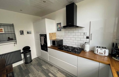Rothesay Apartamento | 6 Guests - 3 Bedrooms - Sea View - Pet Friendly