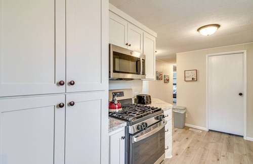 Isle Casa | Isle Vacation Rental w/ Nearby Lake Access!