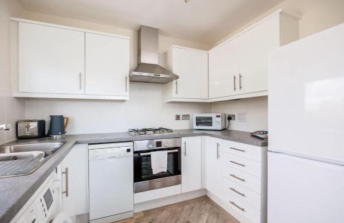 Hamworthy Apartamento | Isle View - Large Corner Balcony with Harbour Views
