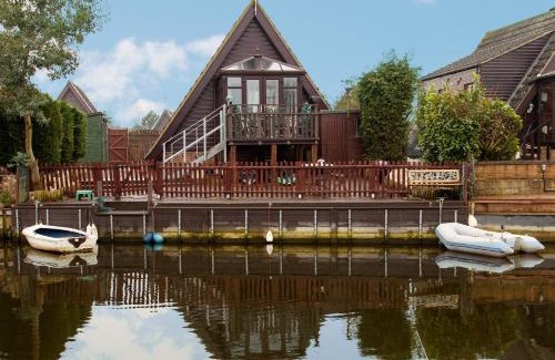 Thistley Green Cabina | Isleham River Lodge