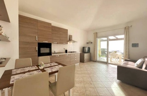 Paduledda Apartamento | Isola Rossa Apartment With Breathtaking sea View