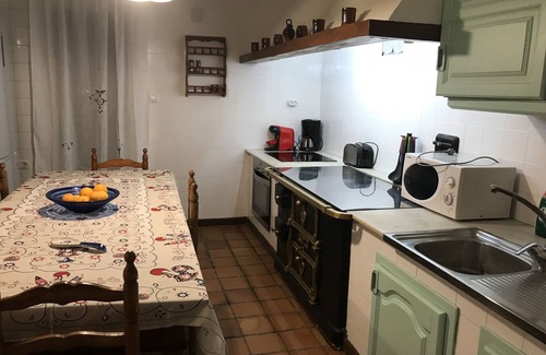 Portas Casa | Aíslate o explora. Confort y privacidad.